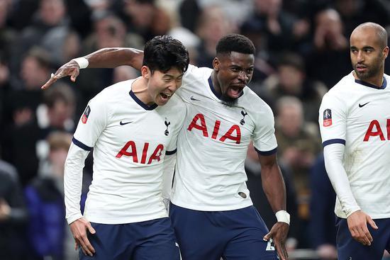  热刺新帅首秀不敌阿斯顿维拉  