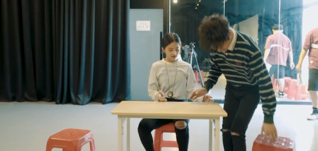  多特蒙德客场逆转取胜，缩小与领头羊差距  