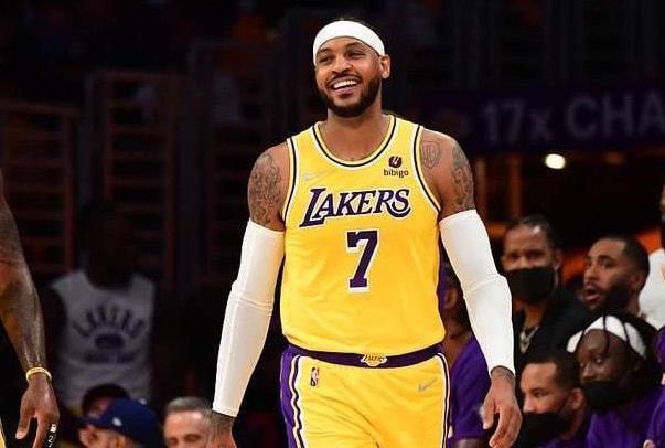  湖人浓眉哥攻防一体，火箭青年军虽败犹荣获赞誉